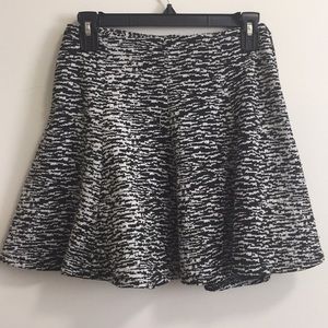 flattering skirt - mid rise